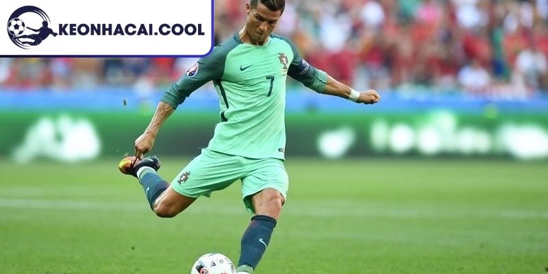 Bí Quyết Cải Thiện Kỹ Thuật Sút Xa Hiệu Quả, Thực Tế 1 Giới thiệu về kỹ thuật sút xa